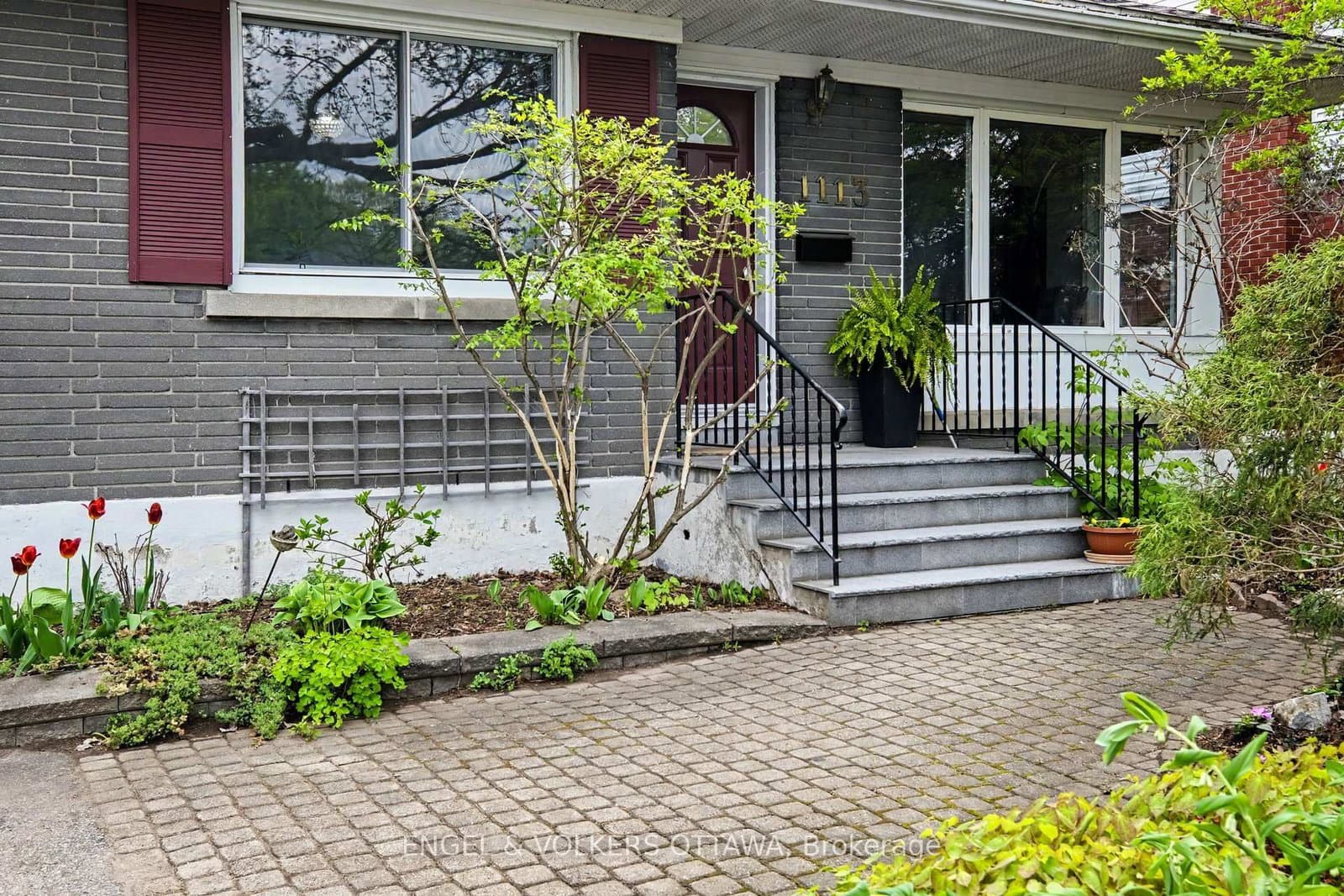 1113 Field Street, Nepean, ON — photo 3