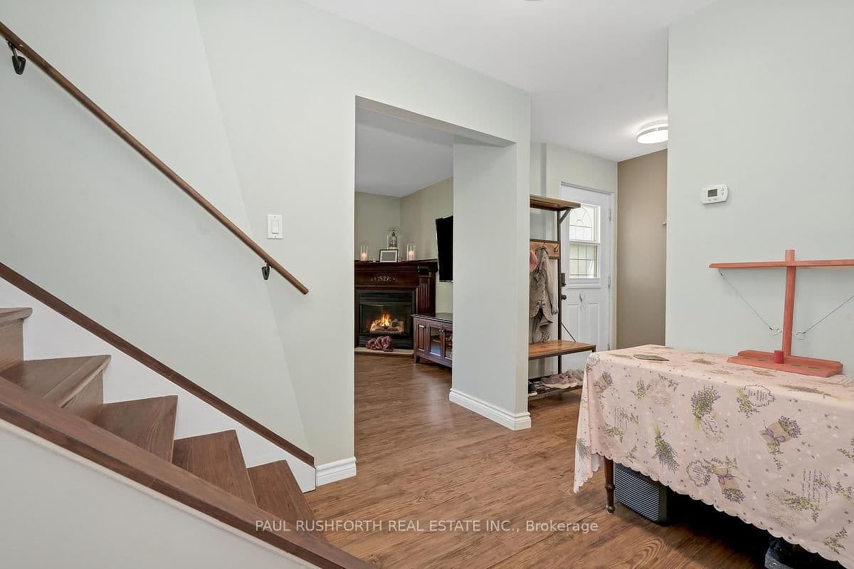 25 Seabrooke Drive, Ottawa, ON — photo 3