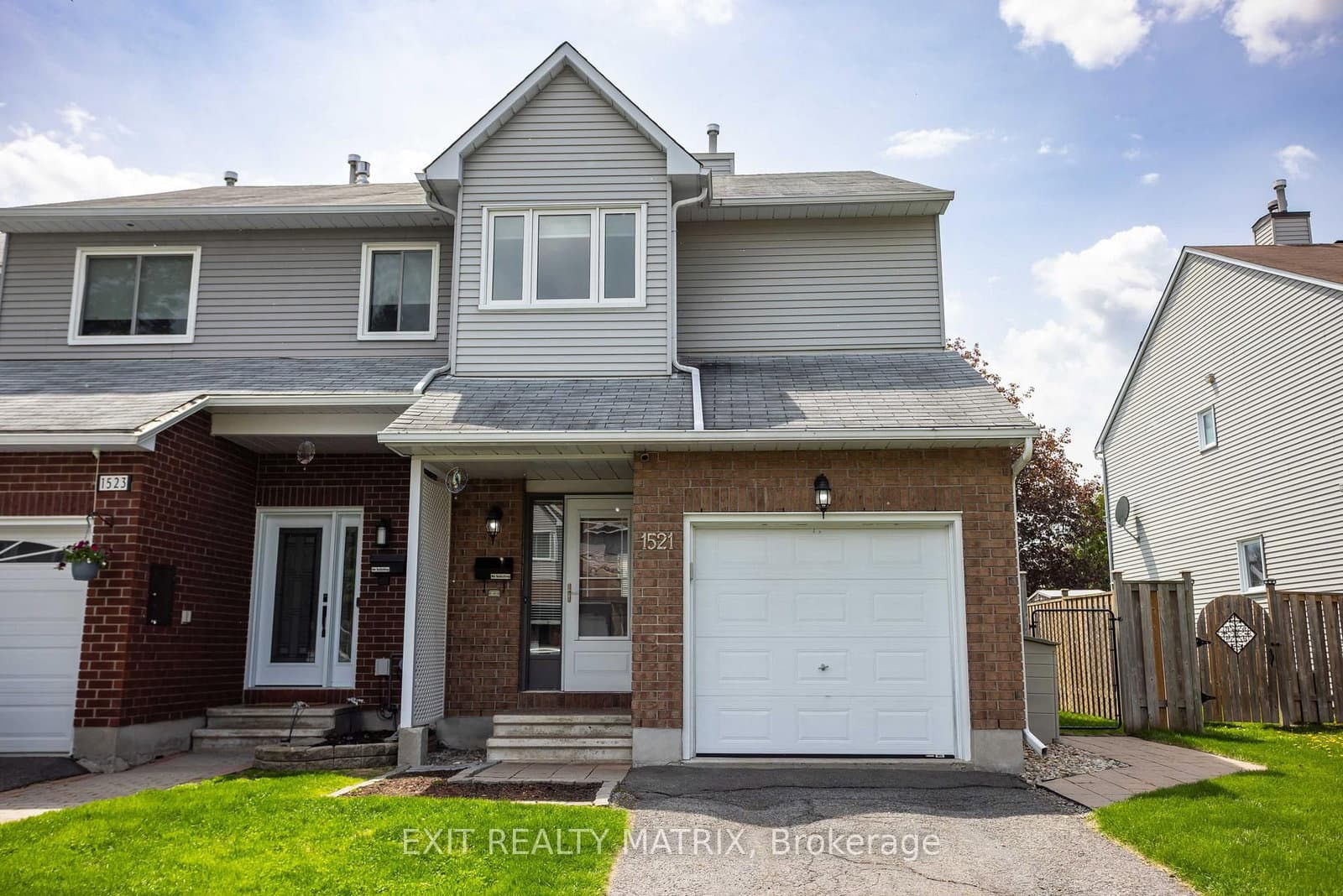 1521 Briarfield Crescent, Ottawa, ON