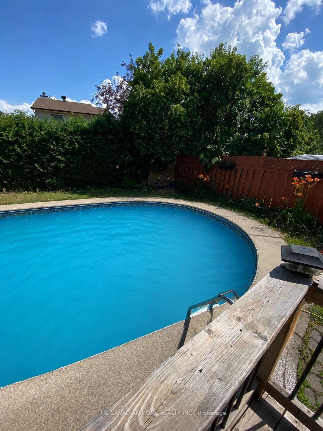 61 EXETER Drive, Barrhaven, ON — photo 2