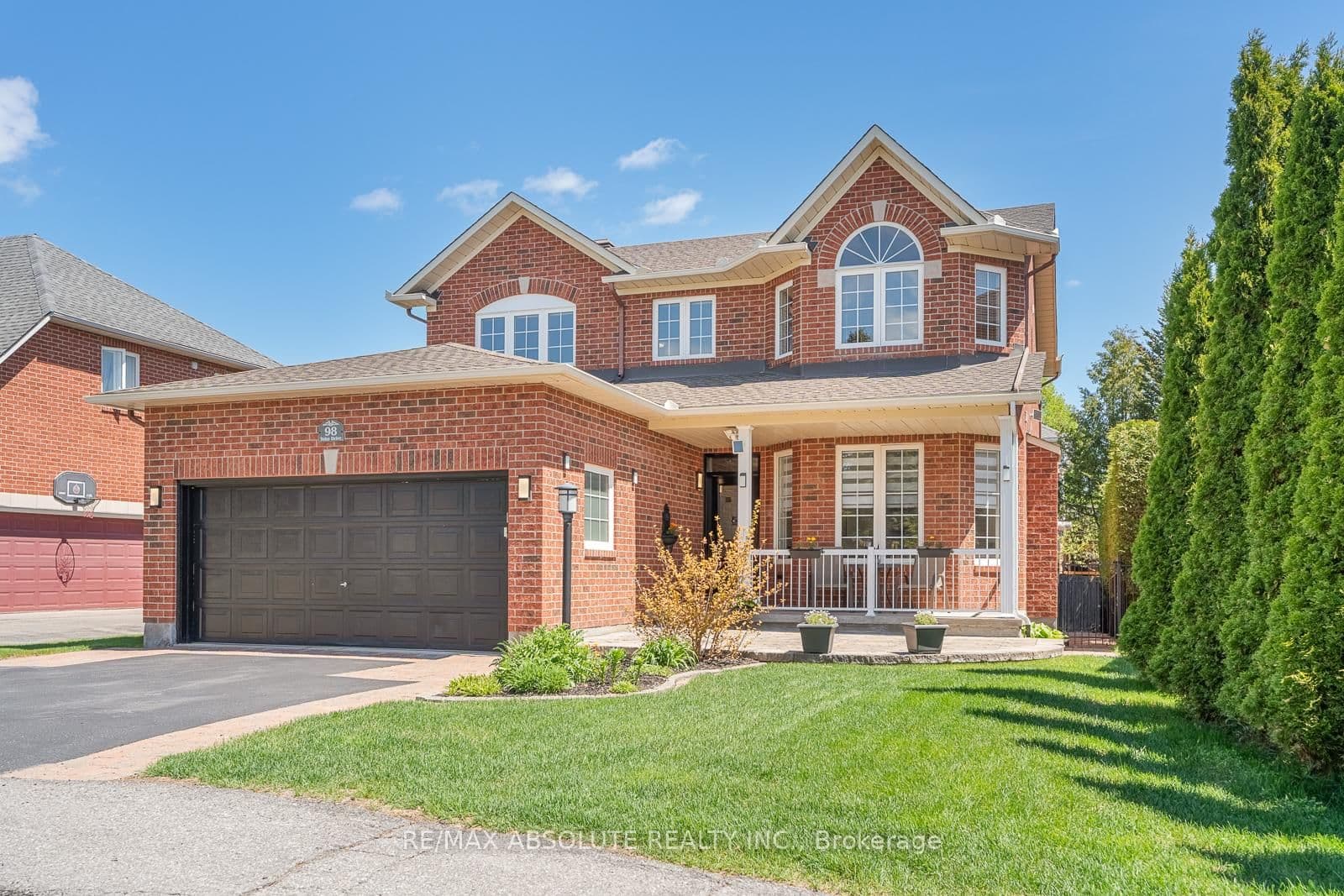 98 Yoho Drive, Kanata, ON — photo 2