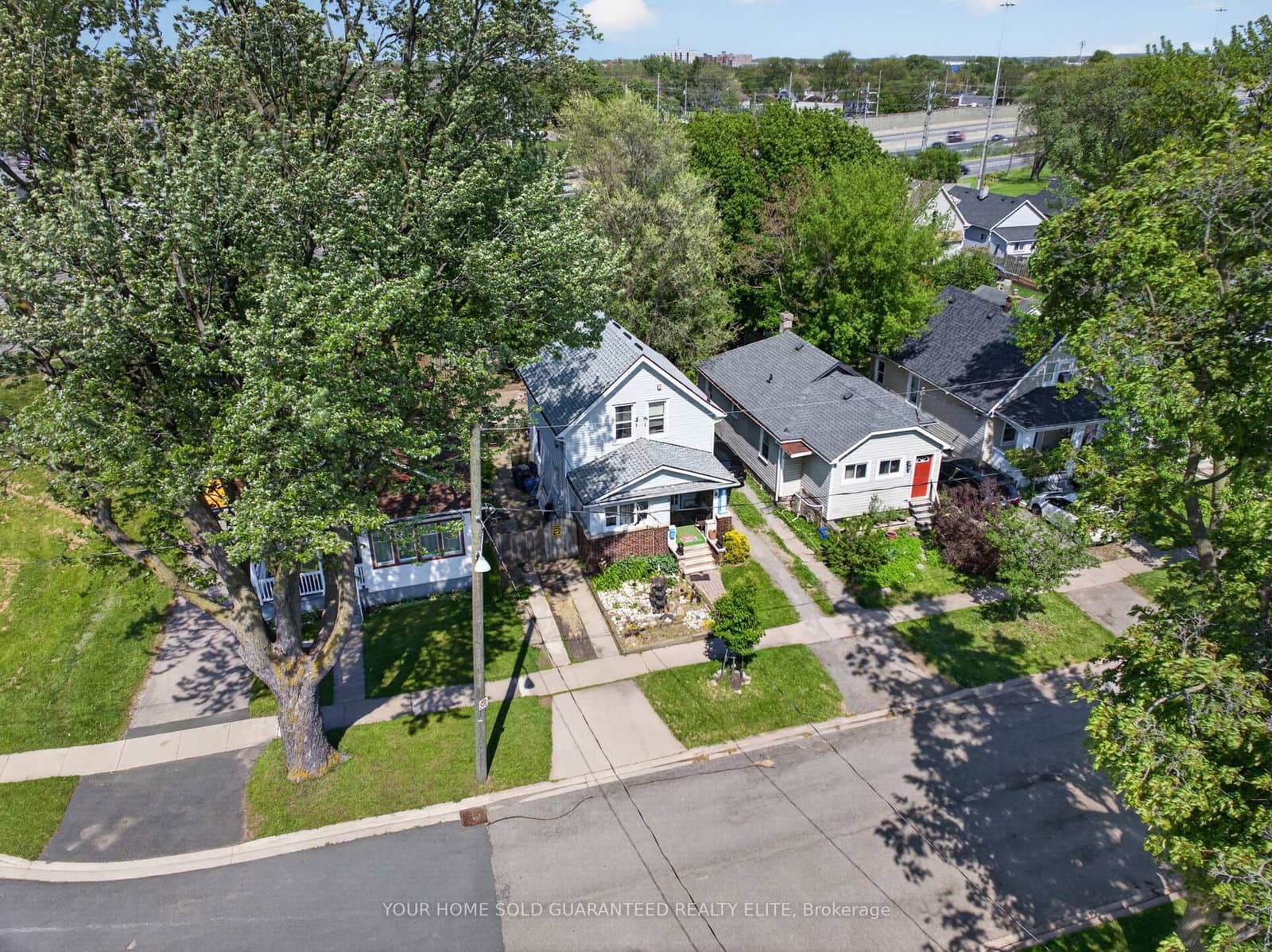 7 Trapnell Street, St. Catharines, ON — photo 2