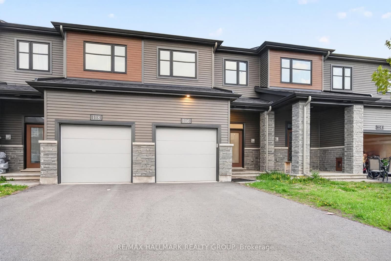 116 Maynooth Court, Ottawa, ON