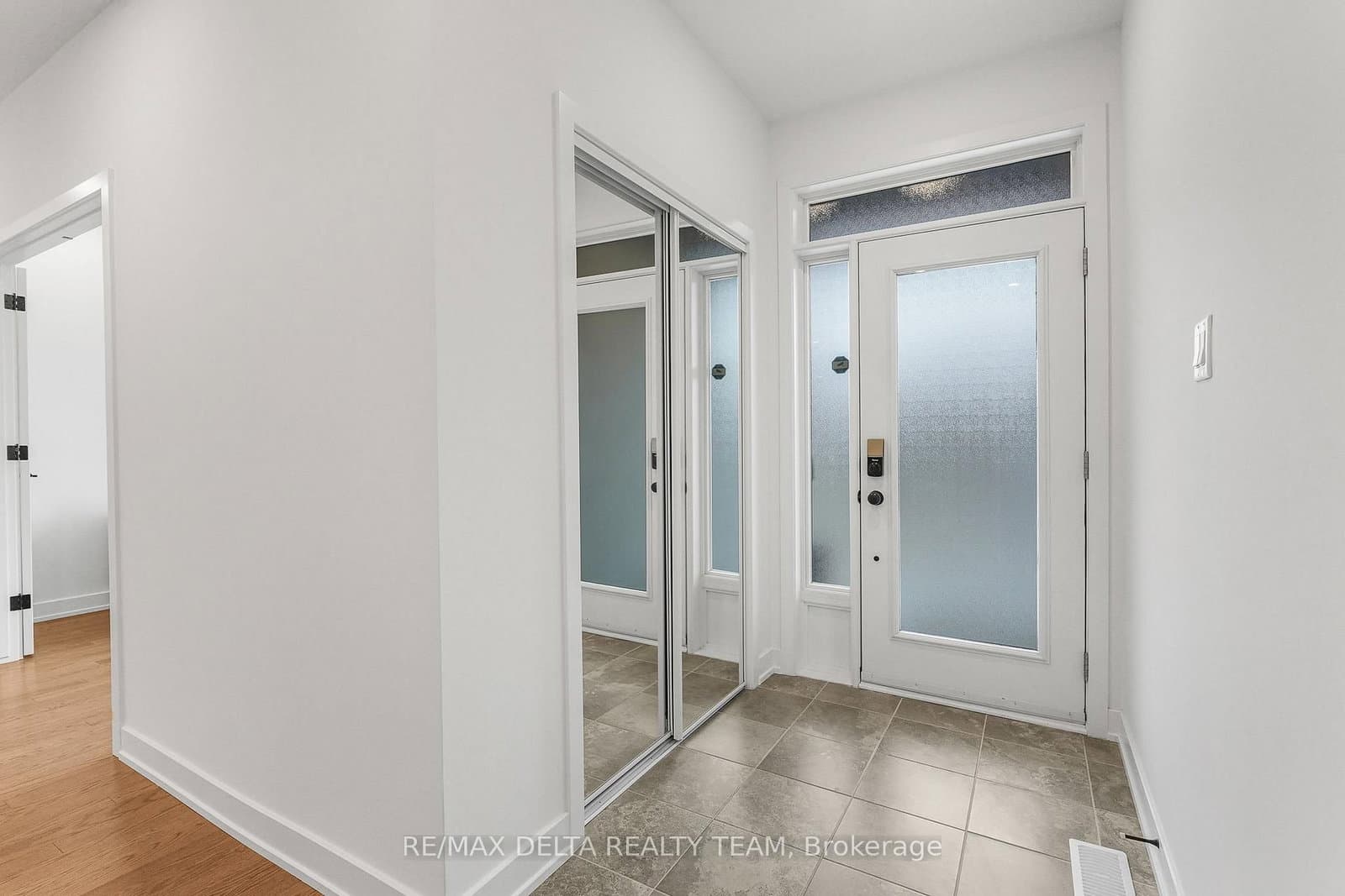 39 Angel Heights, Stittsville, ON — photo 3