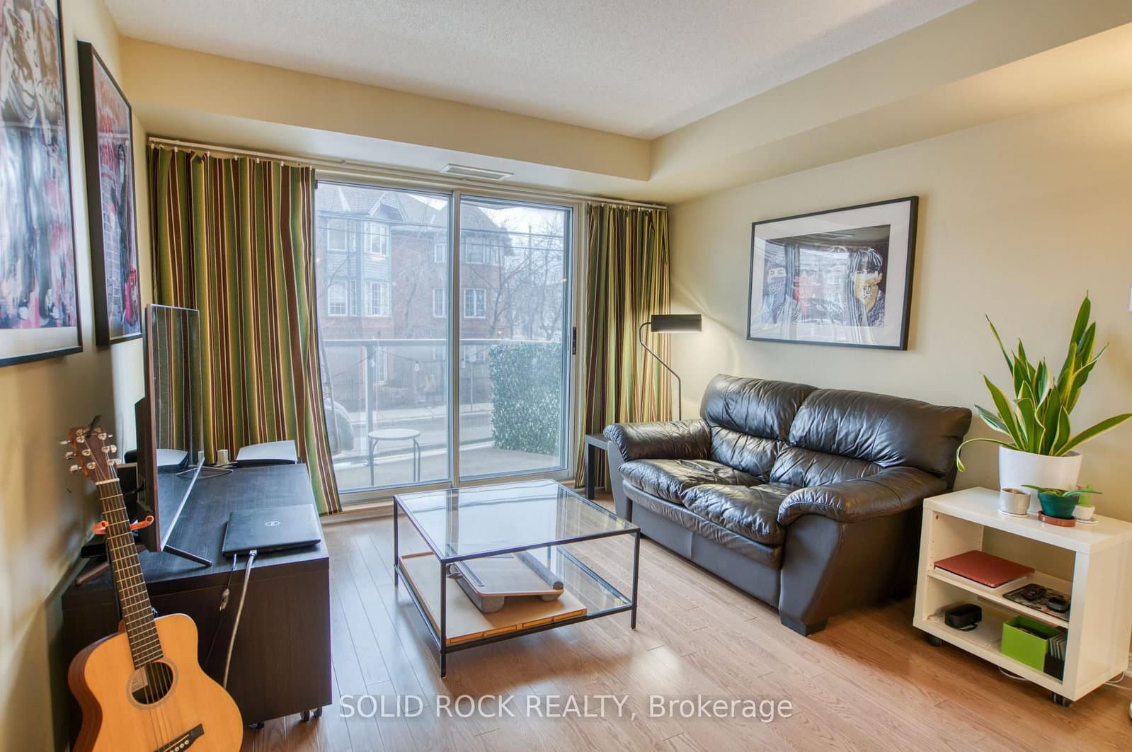 209 - 429 Somerset Street, Ottawa, ON — photo 3