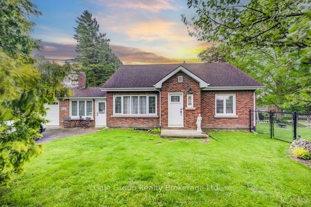 694 Glencairn Avenue, Woodstock, ON — photo 3