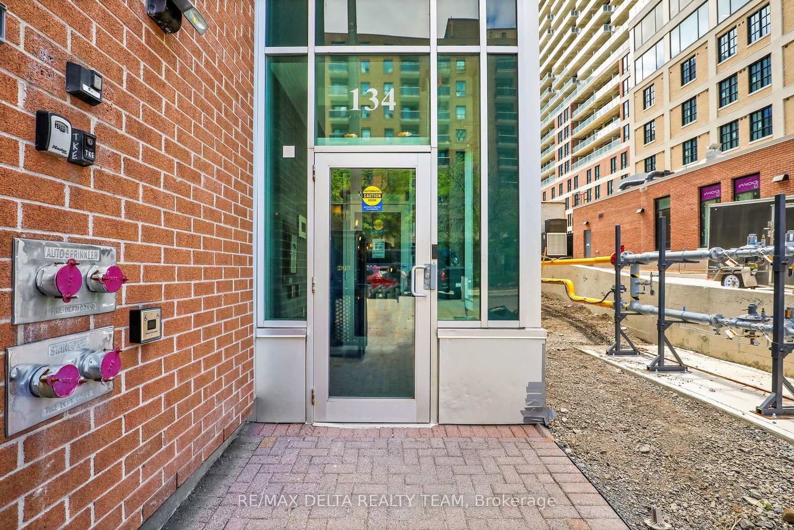 205 - 134 York Street, Ottawa, ON — photo 3