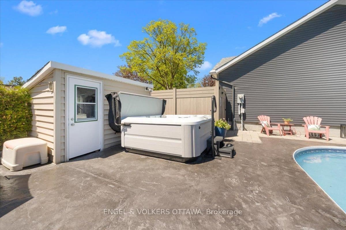 1005 Gold Crescent, Ottawa, ON — photo 37