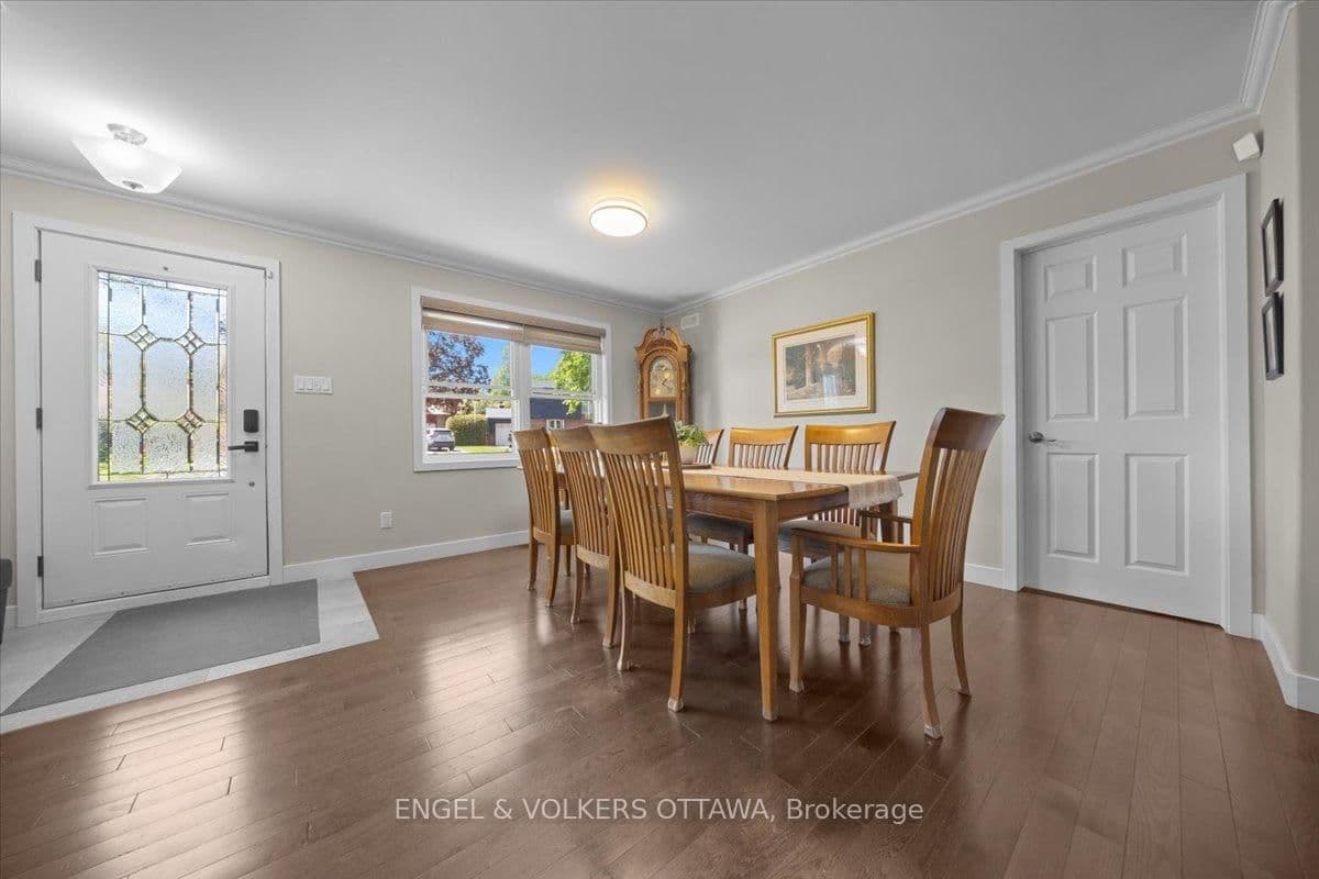 1005 Gold Crescent, Ottawa, ON — photo 7