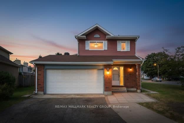 55 Fair Oaks Crescent, Ottawa, ON
