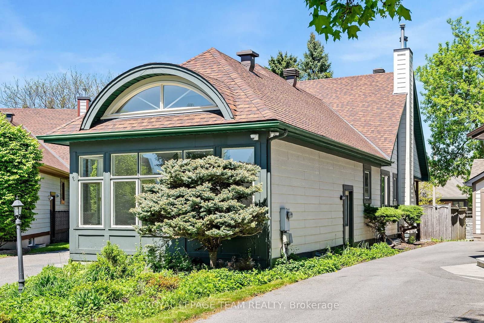 33 Castlethorpe Crescent, Ottawa, ON — photo 3