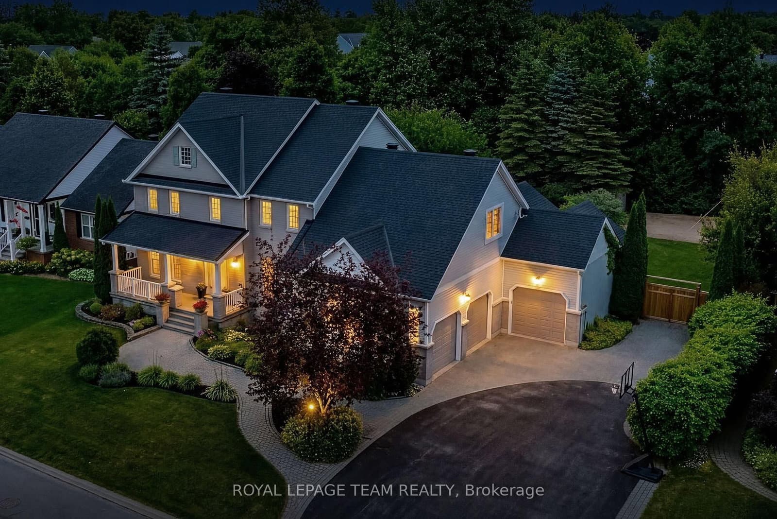 10 Beechgrove Gardens, Stittsville, ON — photo 3