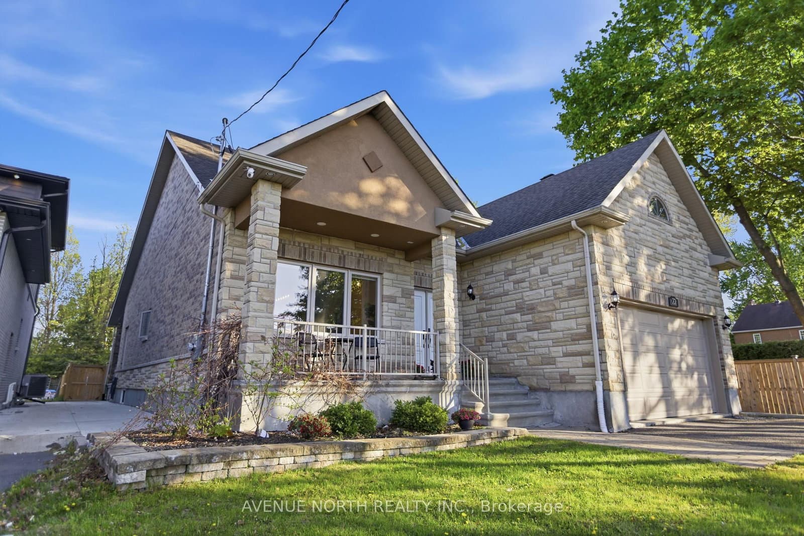 22 Kemp Drive, Ottawa, ON — photo 3