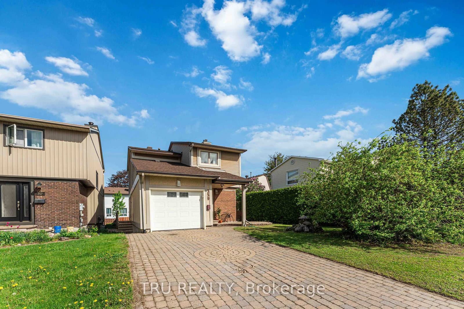 359 Burnt Ember Way, Orleans, ON — photo 3
