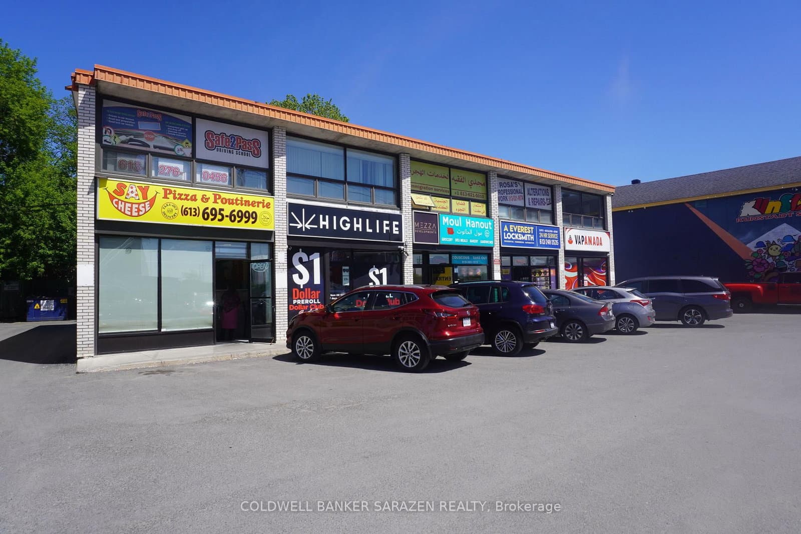 C - 1581 Bank Street, Ottawa, ON — photo 2