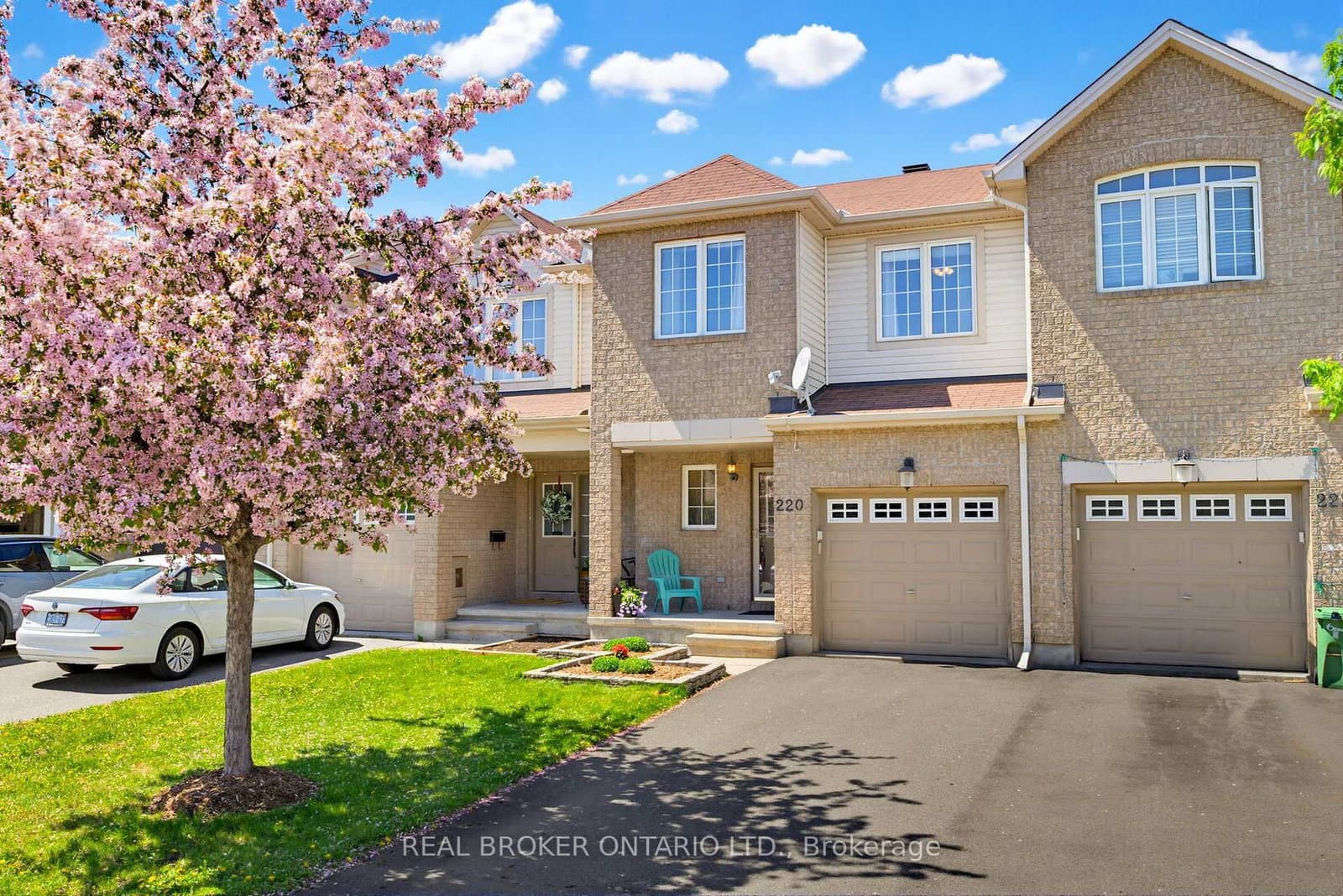 220 Opus Street, Ottawa, ON — photo 2