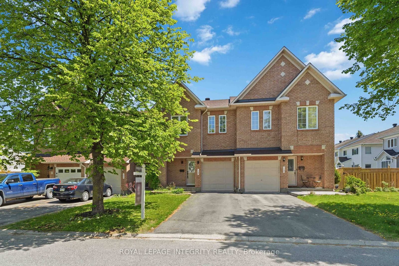 13 Southpointe Avenue, Nepean, ON — photo 2