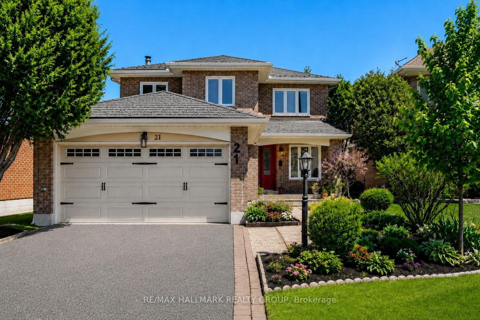 21 Dalecroft Crescent, Ottawa, ON