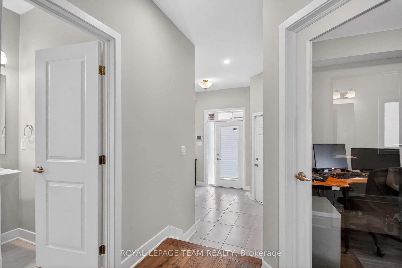50 Thunderbolt Street, Ottawa, ON — photo 3