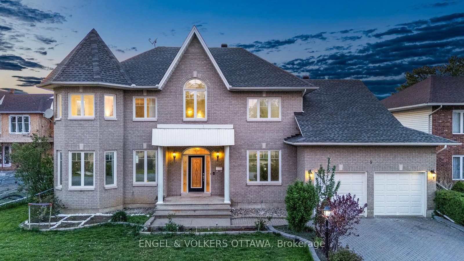 5 Cassone Court, Ottawa, ON