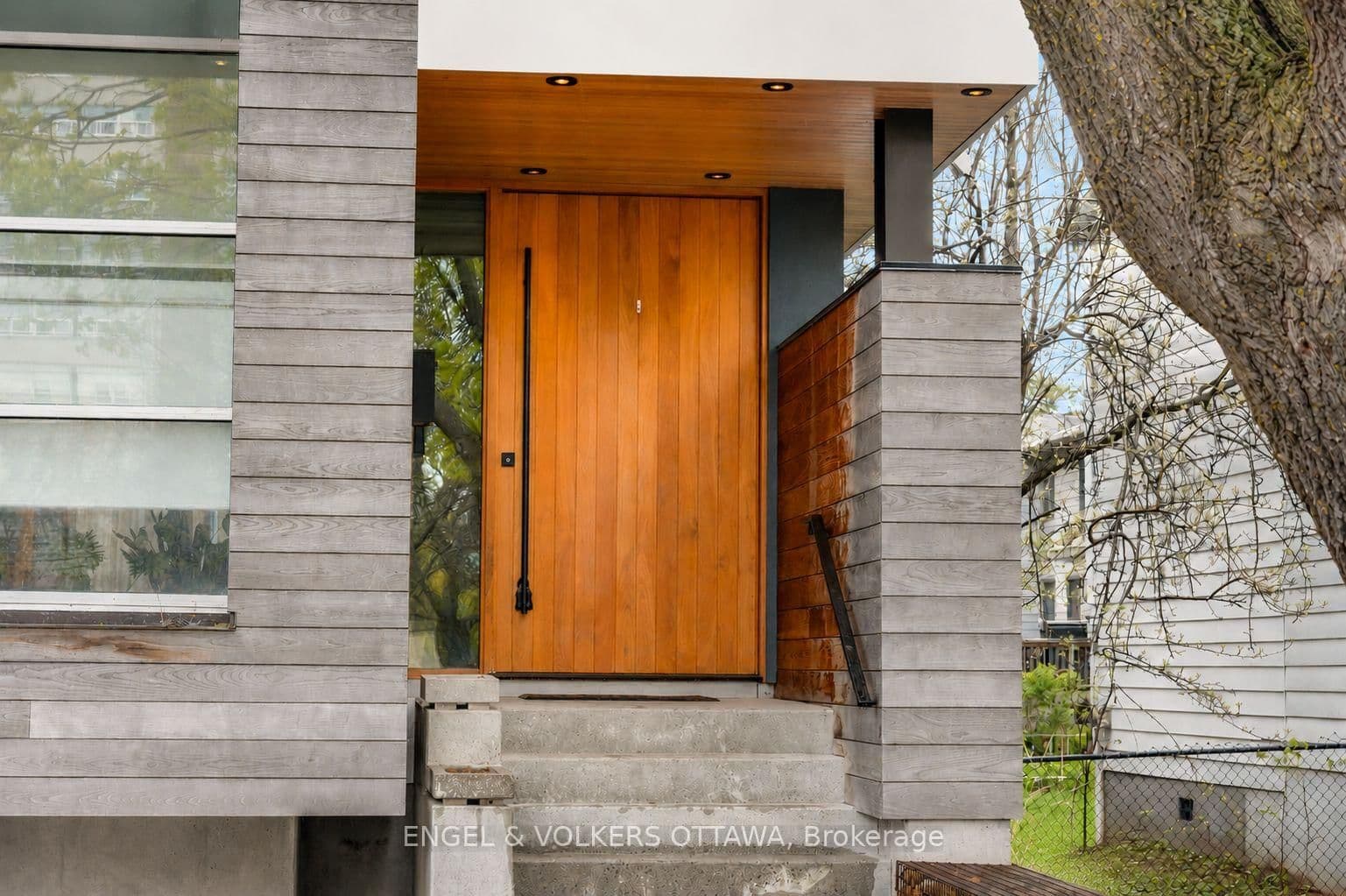 608 Byron Avenue, Ottawa, ON — photo 3
