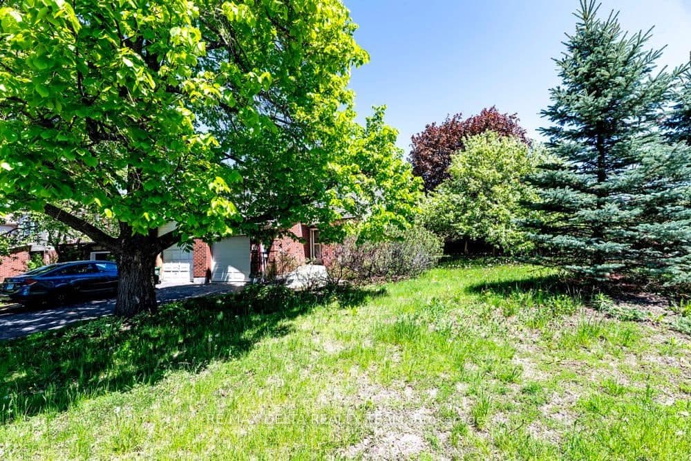 132 Acklam Terrace, Ottawa, ON — photo 3