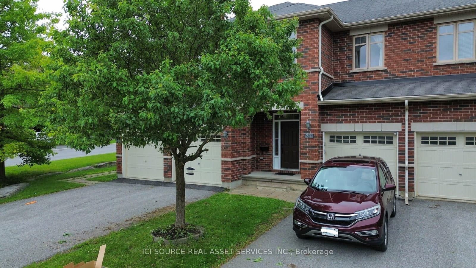 27 Torbec Avenue, Ottawa, ON