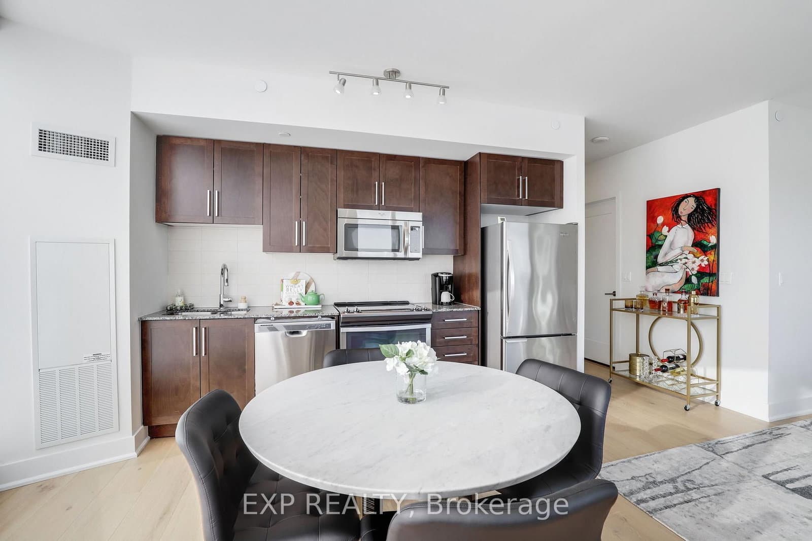 810 - 485 Richmond Road, Ottawa, ON — photo 22