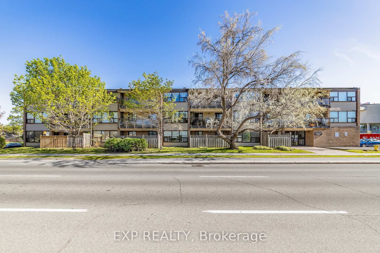 305 - 1490 Heron Road, Ottawa, ON — photo 2