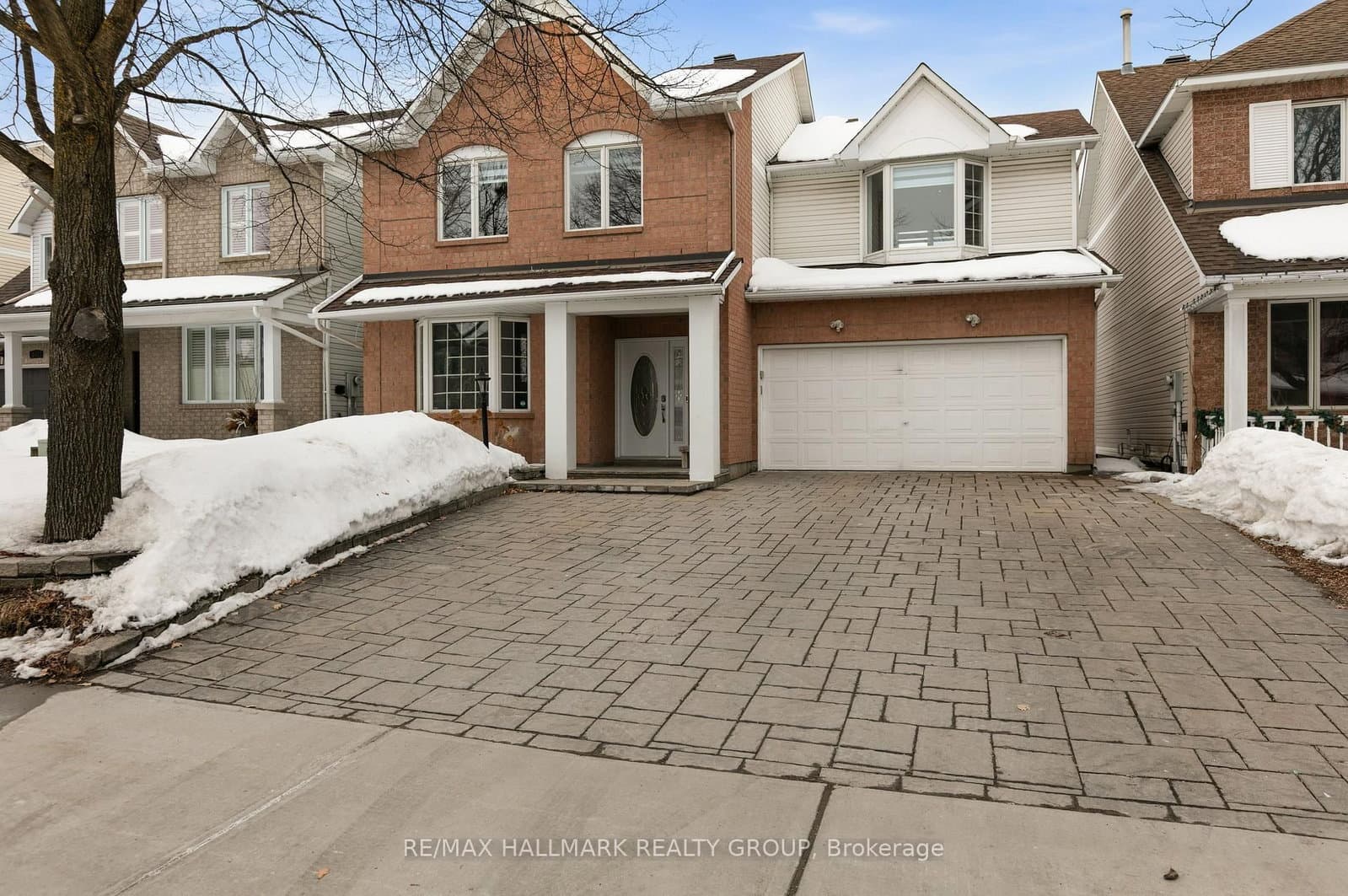 340 Stoneway Drive, Ottawa, ON