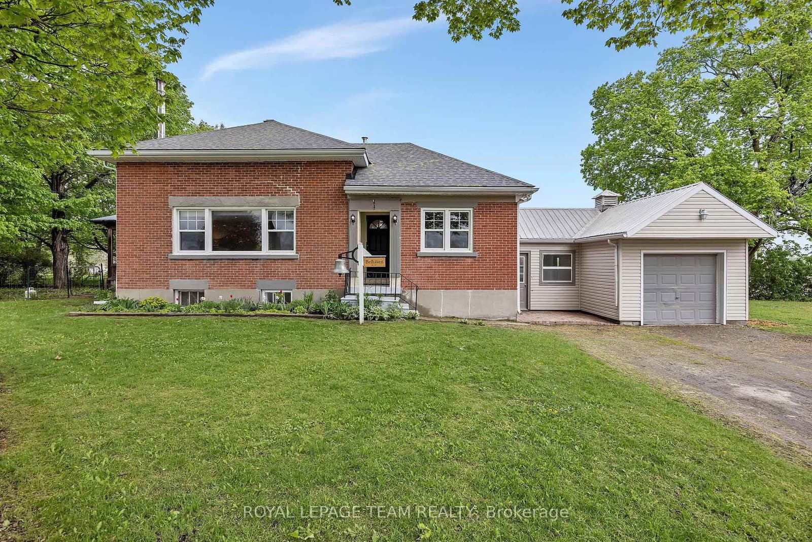 544 Old Coach Road, Carp, ON