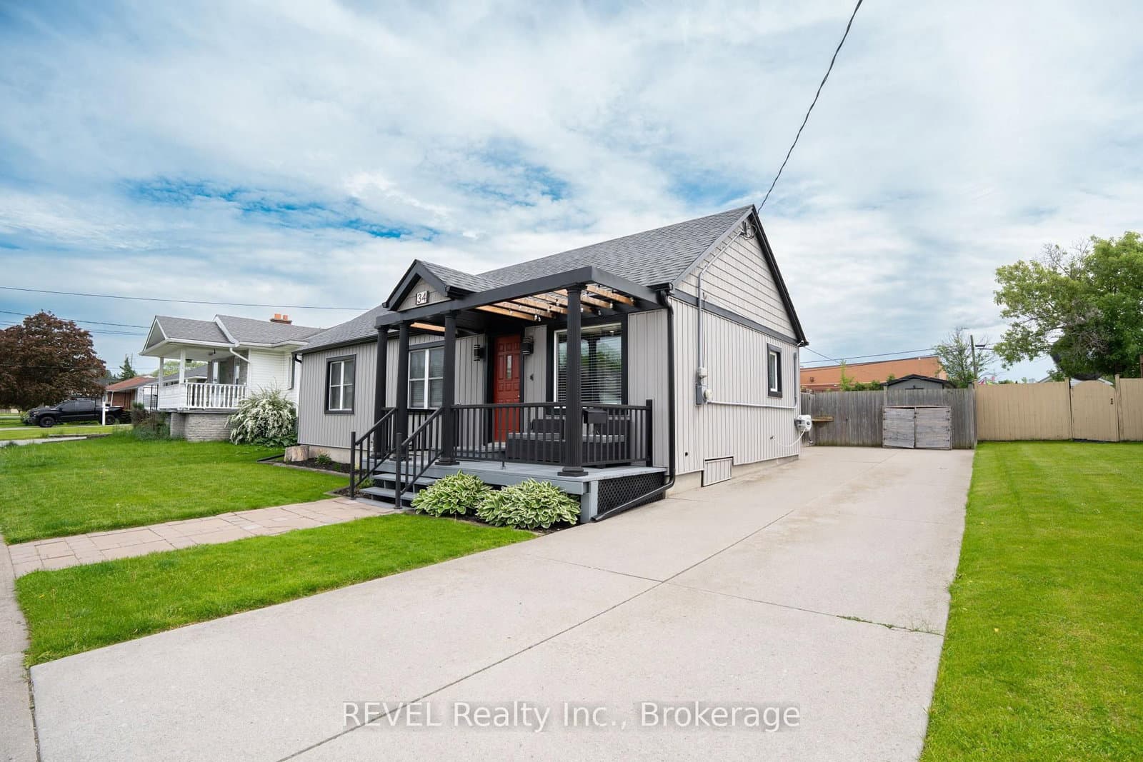 34 Bloomfield Avenue, St. Catharines, ON — photo 3