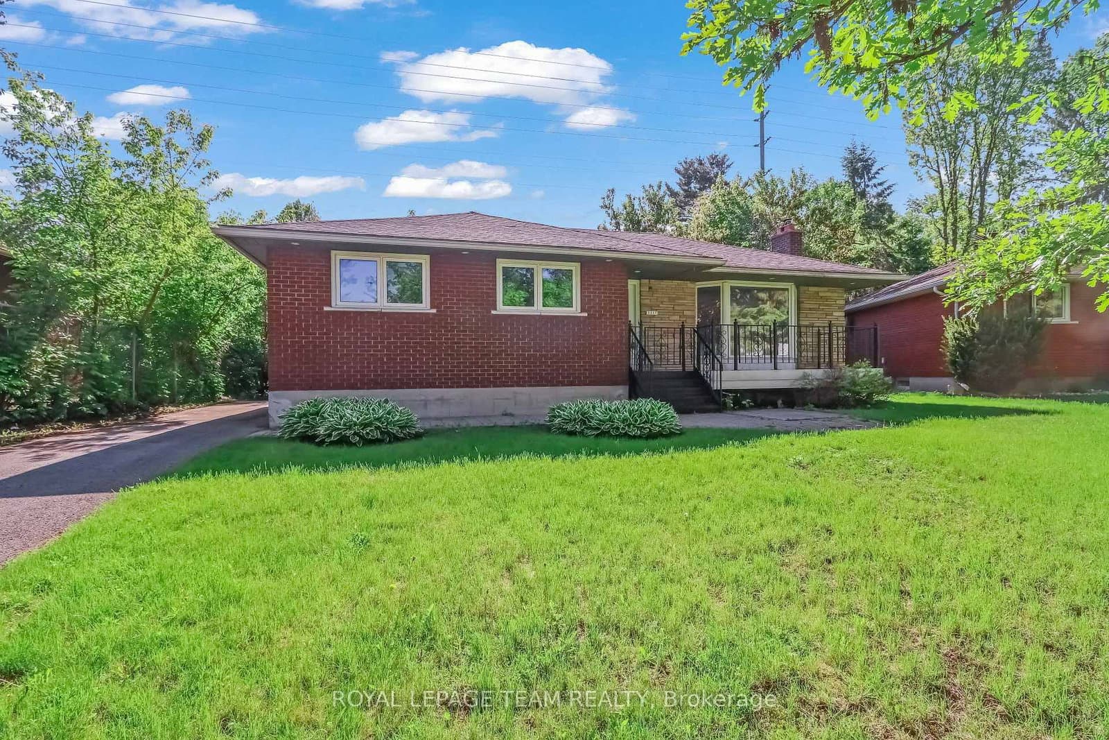 2317 Elmira Drive, Ottawa, ON