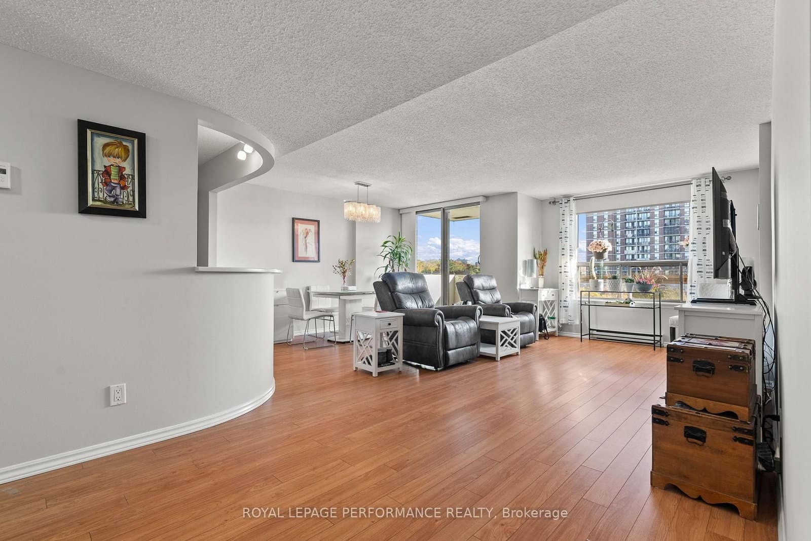 Unit #407 - 200 Lafontaine Avenue, Ottawa, ON