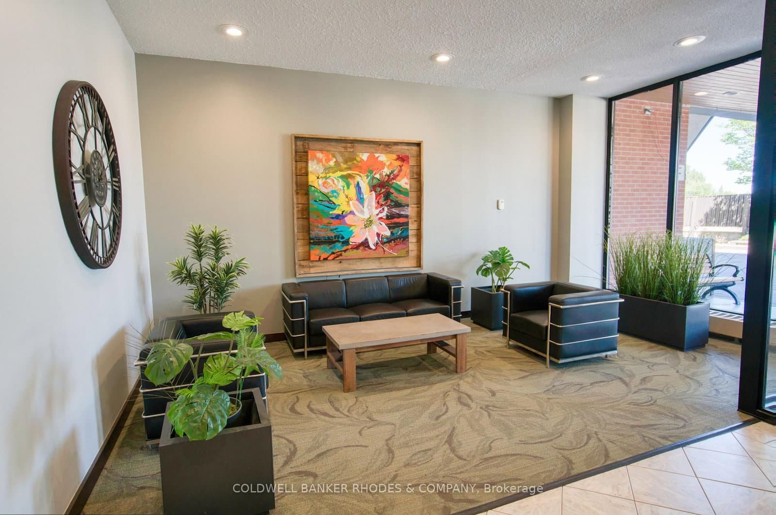 303 - 2951 Riverside Drive, Ottawa, ON — photo 3
