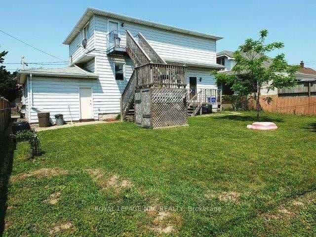 APARTMENT - MAIN FLOOR - 46 Martin Street, Thorold, ON — photo 3