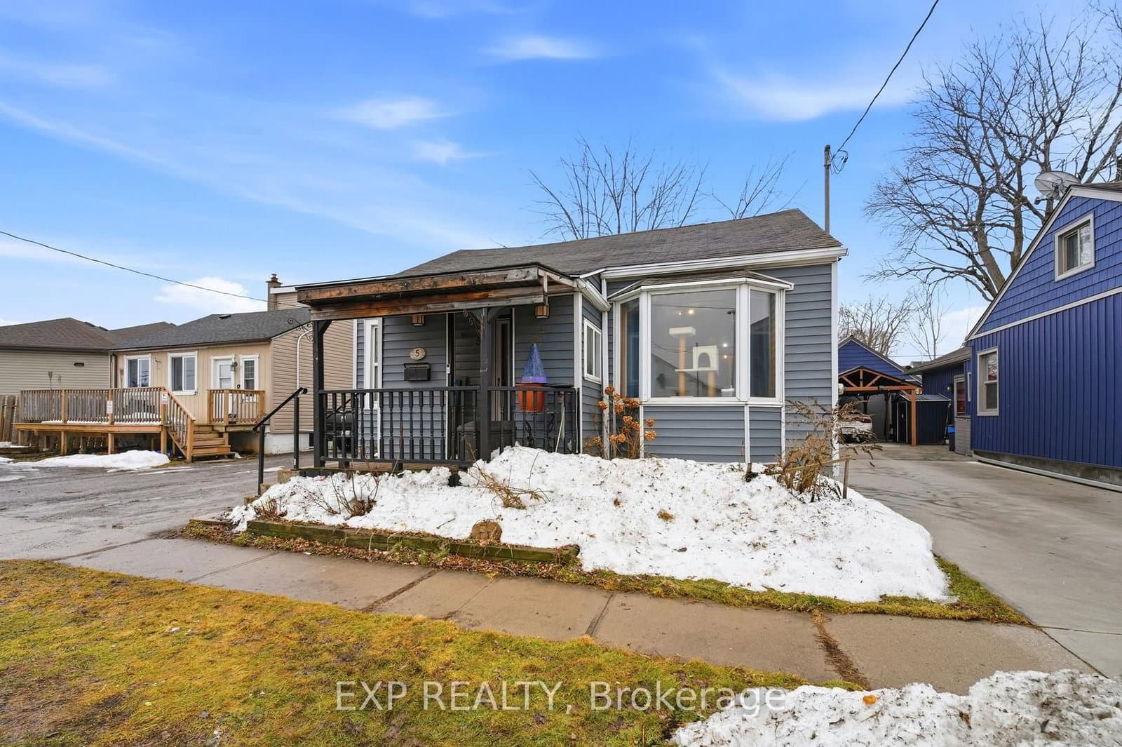 5 Cardiff Street, St. Catharines, ON — photo 2