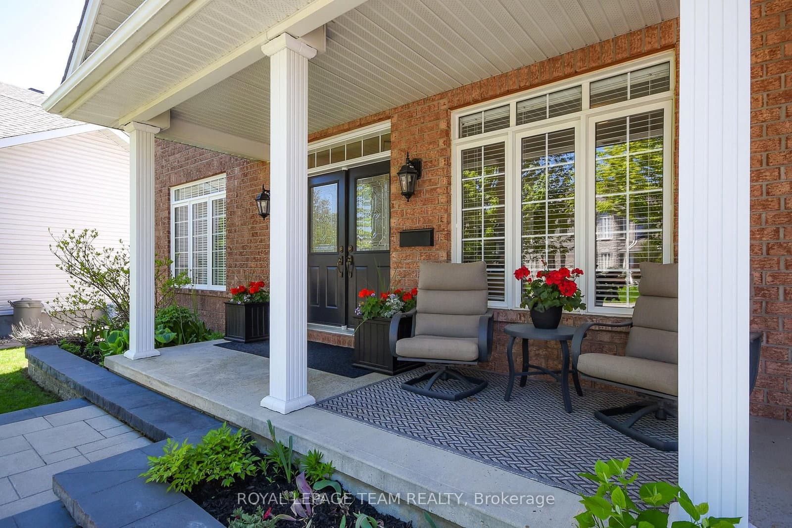 51 Shining Star Circle, Ottawa, ON — photo 3