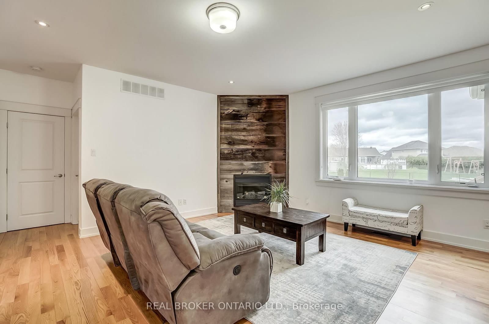 6237 Perth Street, Ottawa, ON — photo 15