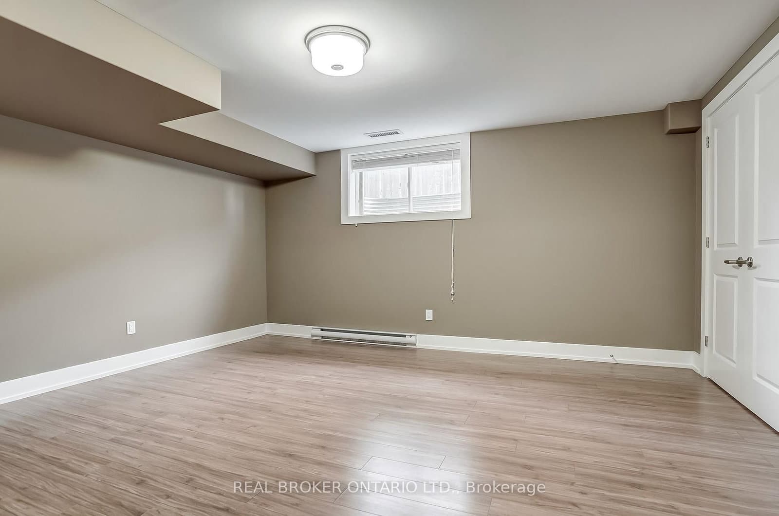 6237 Perth Street, Ottawa, ON — photo 39