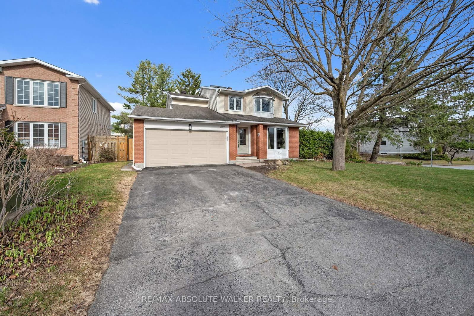 1849 Montereau Avenue, Ottawa, ON — photo 2