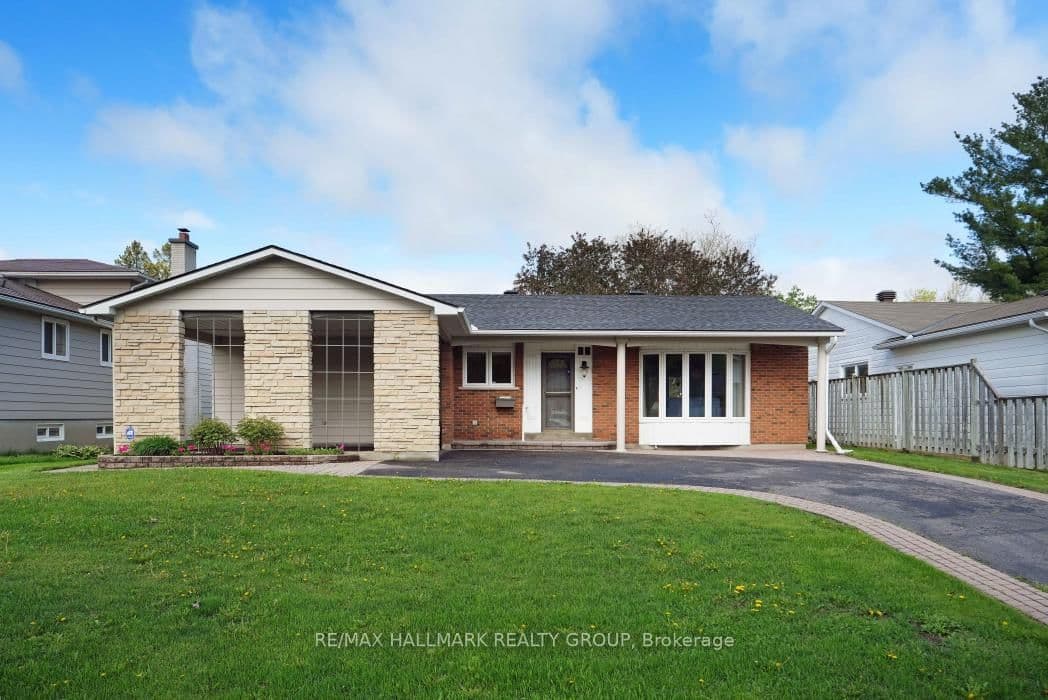 39 Parkwood Crescent, Ottawa, ON