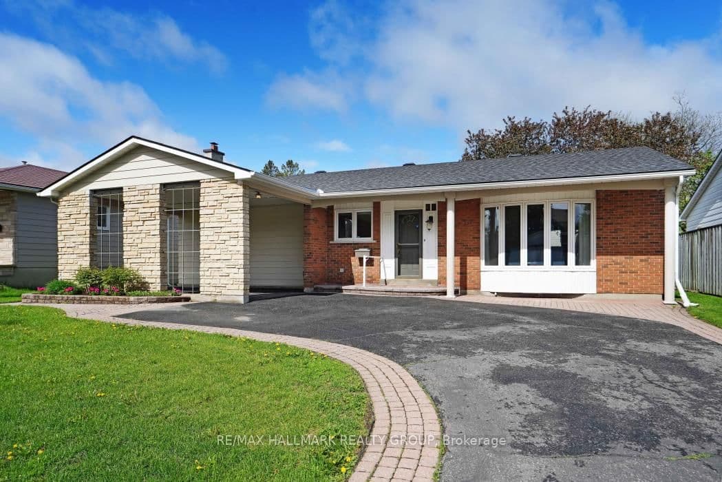 39 Parkwood Crescent, Ottawa, ON — photo 2