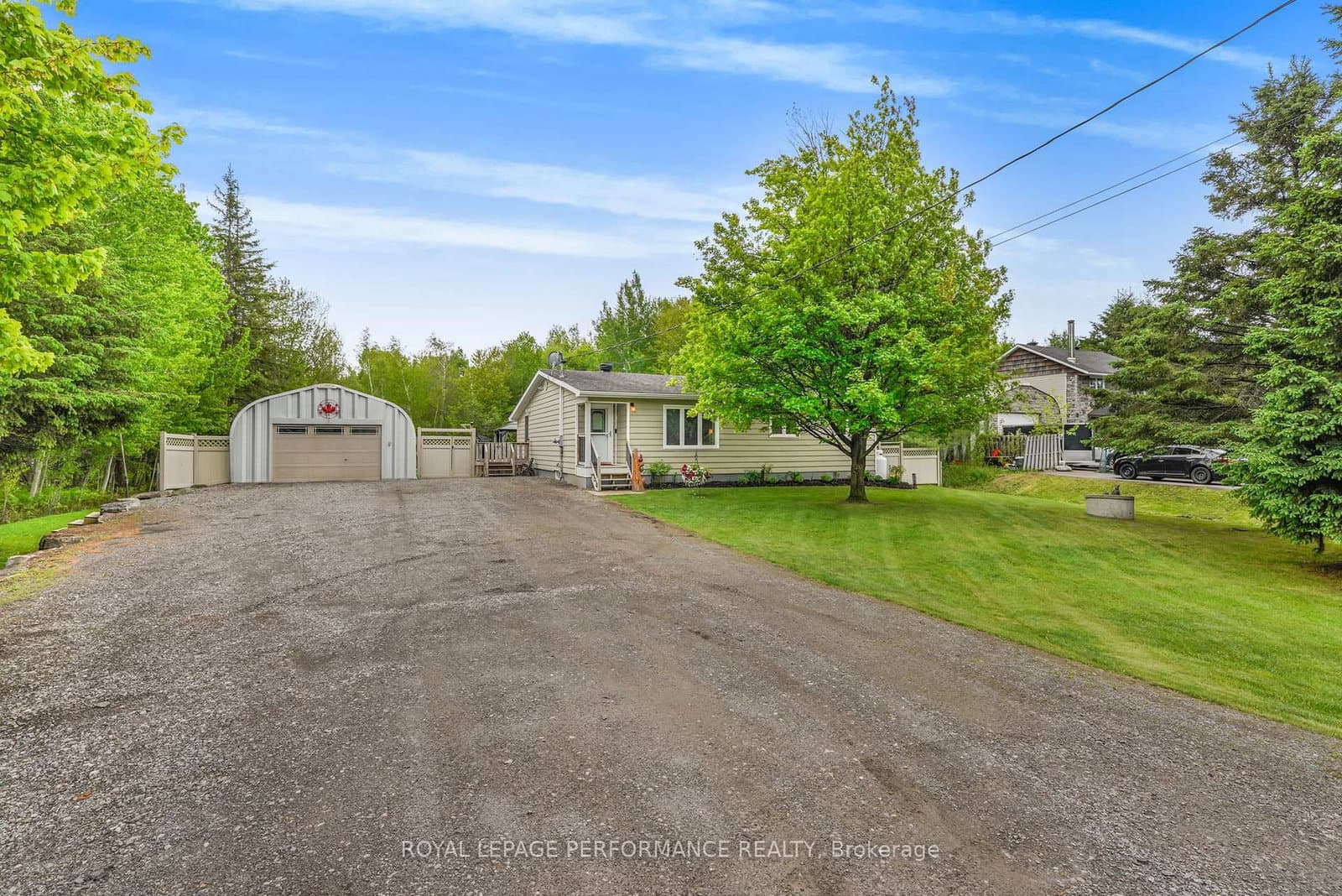 8872 Mitch Owens Road, Ottawa, ON