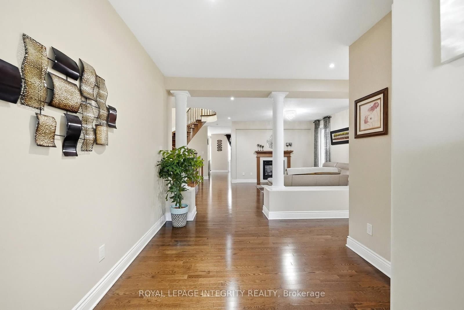 408 Nestleton Street, Ottawa, ON — photo 3