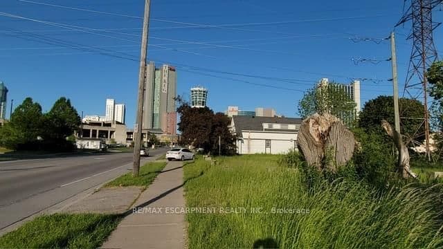 5668 Dunn Street, Niagara Falls, ON