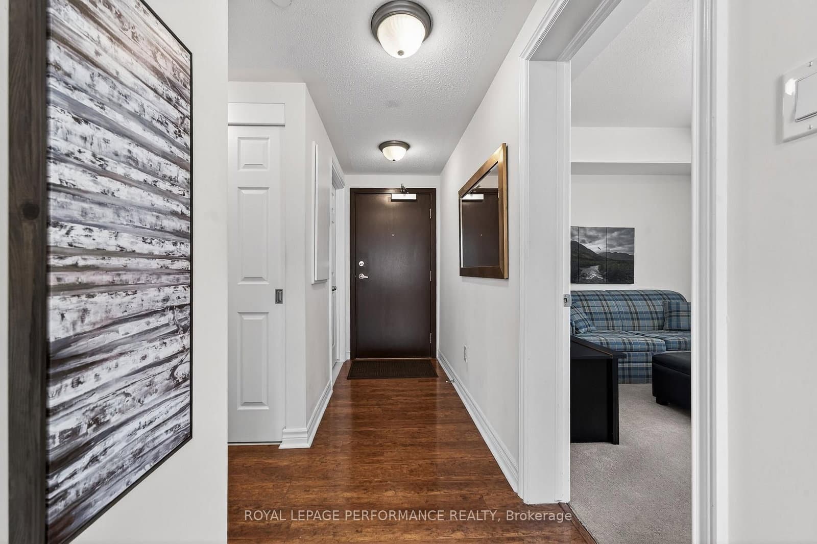 305 - 669 Sue Holloway Drive, Ottawa, ON — photo 2