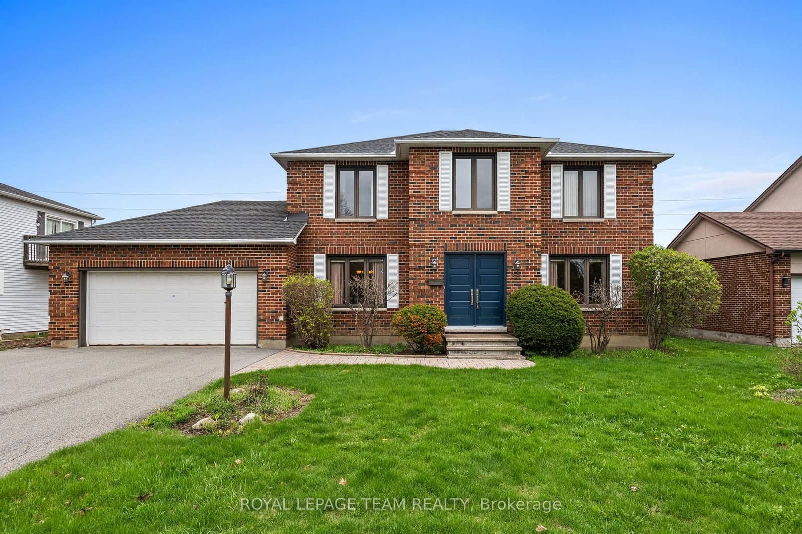 28 Parmalea Crescent, Ottawa, ON