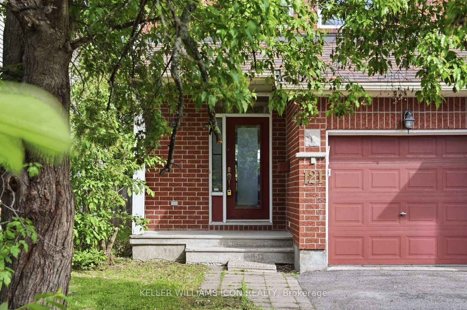 121 Thornbury Crescent, Nepean, ON — photo 3