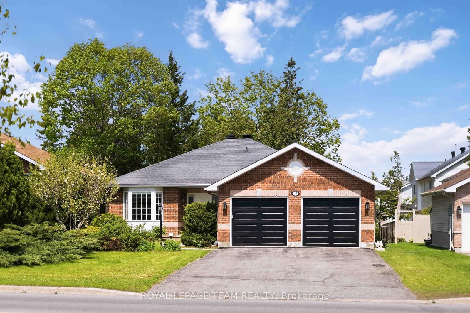 43 West Ridge Drive, Stittsville, ON — photo 1
